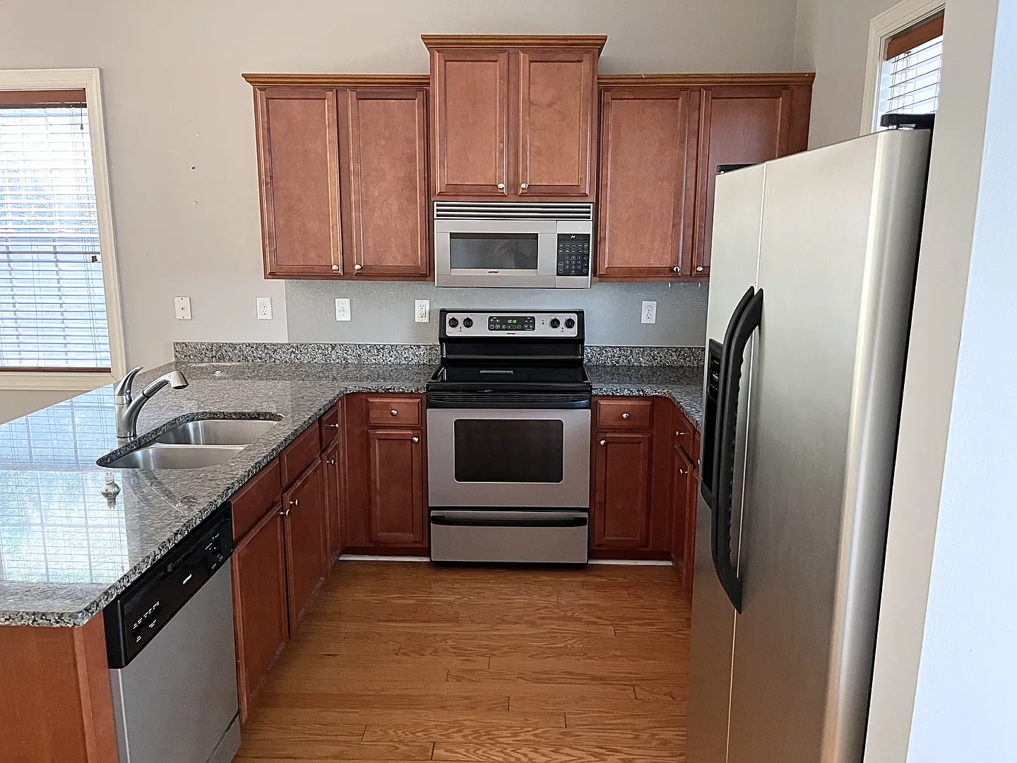 Exton Park Loop Townhome — Photo 2
