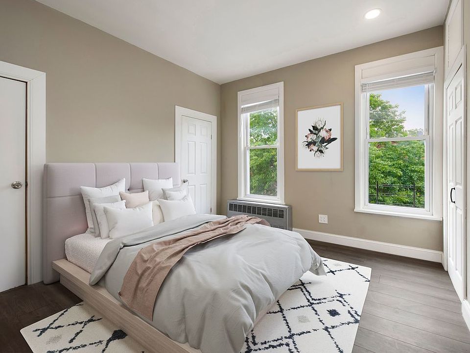 1st image of 167A Macdougal St #3