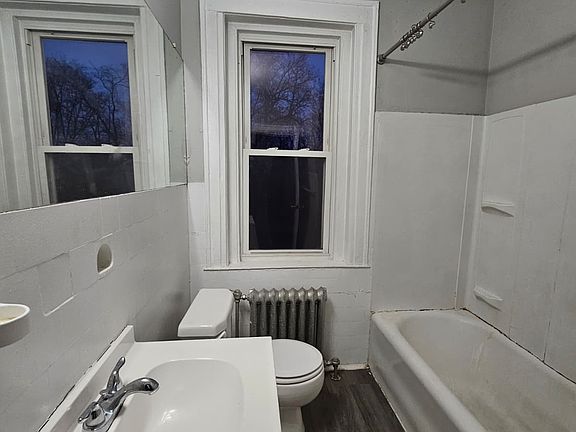 5th image of 509 Norton Pkwy #22B