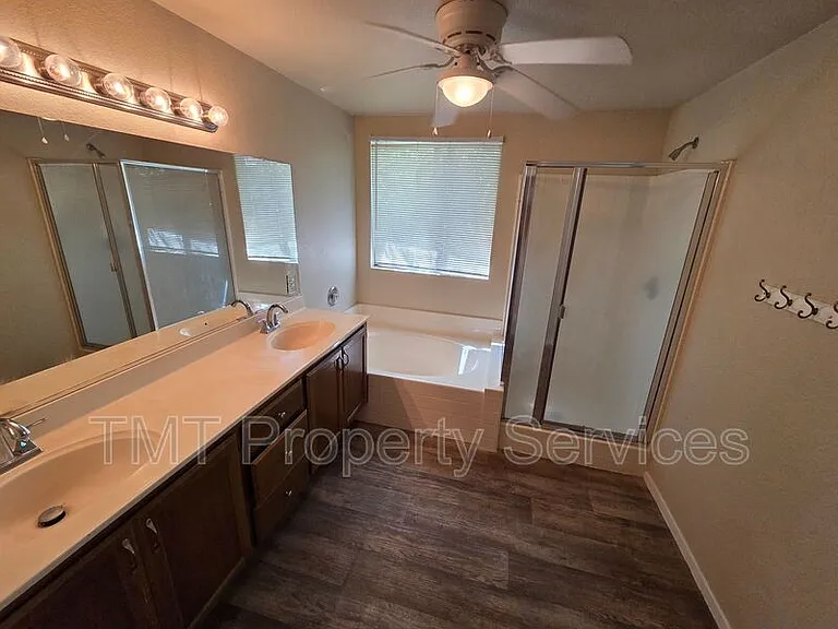 1717 Providence Way — Photo 44