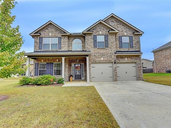 2nd image of 811 Golden Isles Dr