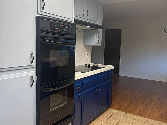 3rd image of 15350 China Rapids Dr