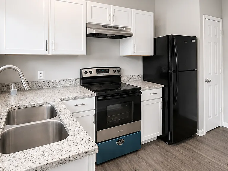 10448 Halls Ferry Rd — Photo 3
