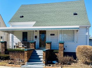 471 Spruce St, Wyandotte, MI