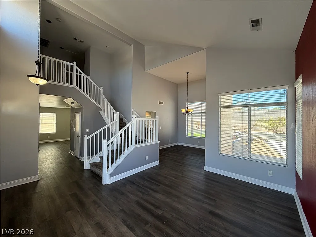 4 bed, 3.0 bath, 2177 sqft, $2,795 — Photo 3