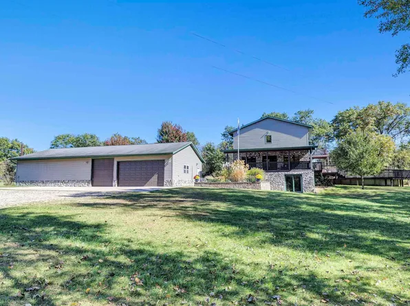 W4738 Angel Ln, Wild Rose, WI 54984