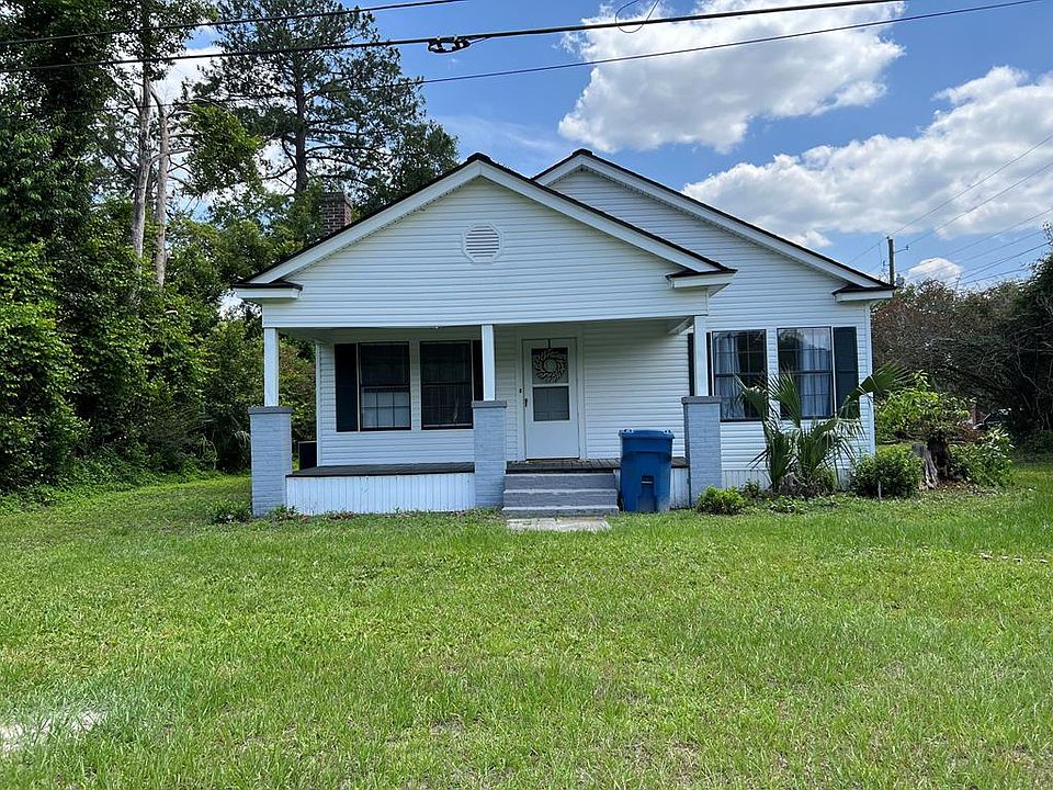 2497 Carswell Ave, Waycross, GA 31503 | MLS #33738 | Zillow