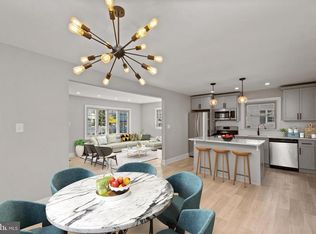 527 Cloverdale Rd, Blackwood, NJ 08012