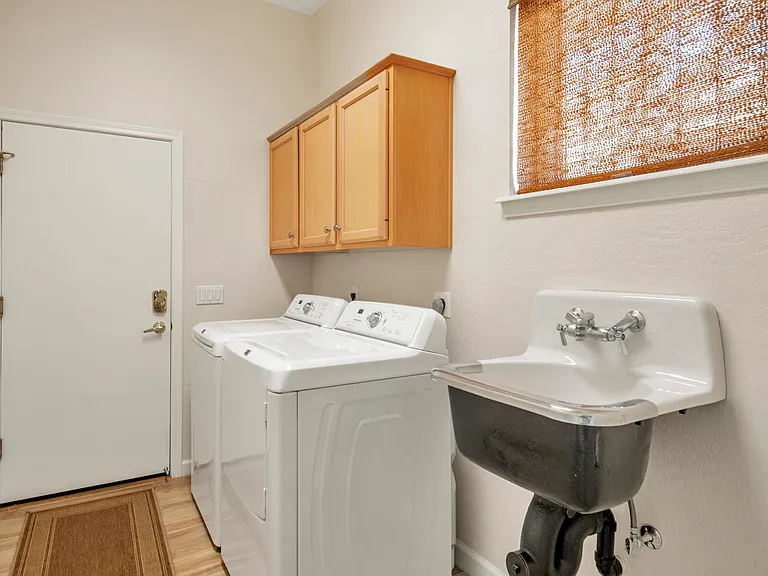 7689 E Quill Ln — Photo 42