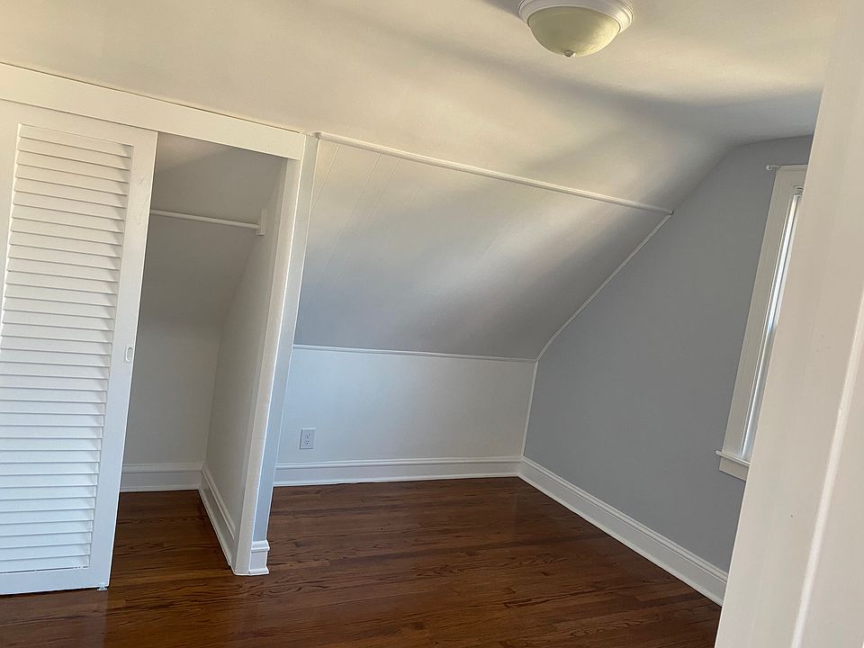 1st image of 10319 S Christiana Ave #2