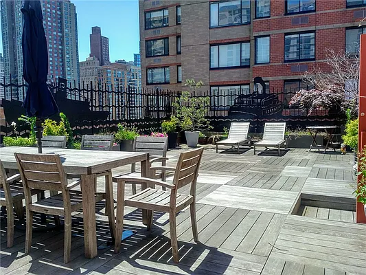 Rented by DJK Residential | media 28