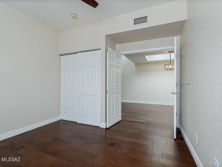 4992 N Valle — Photo 22