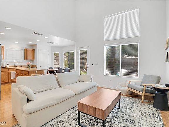 5th image of 9228 Freedom Heights Ave
