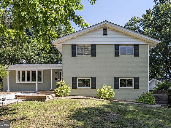 3rd image of 4206 Blacksnake Dr