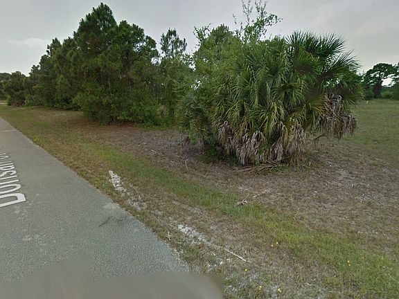 3rd image of 16 Dorisan Ct