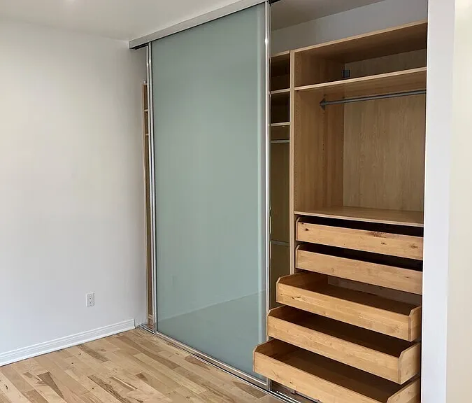 1148 N Clark St #8 — Photo 12