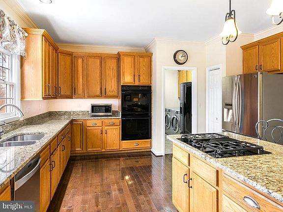 2nd image of 6086 Whippoorwill Dr