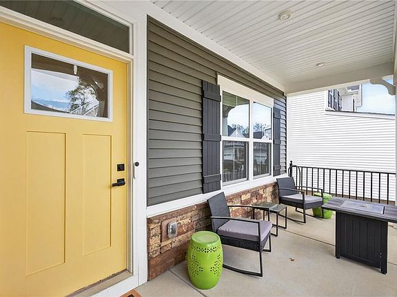4th image of 9733 Goldenrod Ct