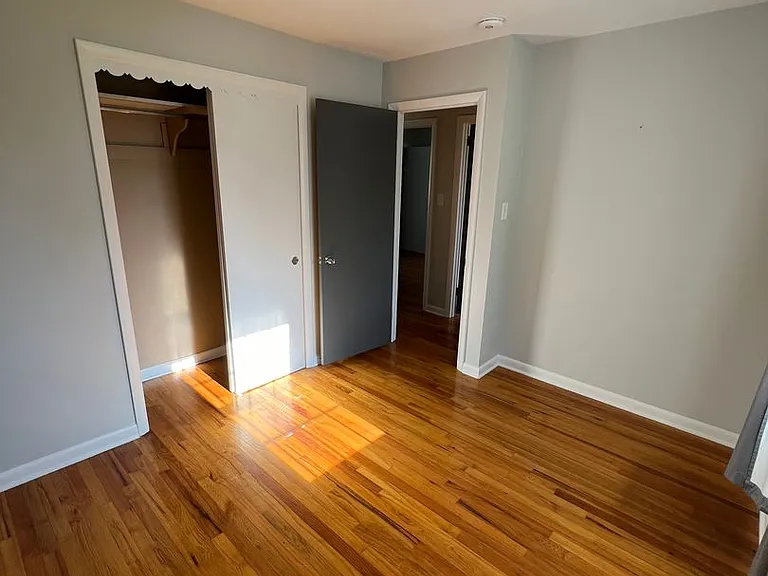 427 W Marion St — Photo 9