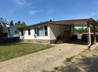 4718 S 49th Ave, Grimshaw, AB T0H1W0