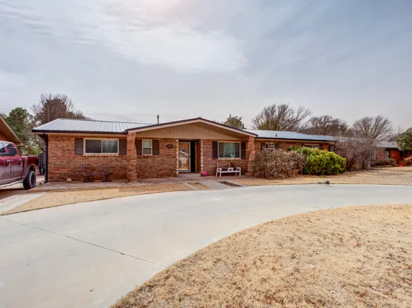 2503 N 2nd St, Tahoka, TX 79373