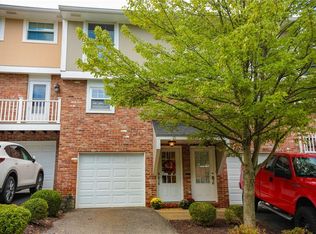 5493 Library Rd APT 15, Bethel Park, PA 15102