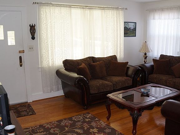 5th image of 2623 Fairfield Dr NE