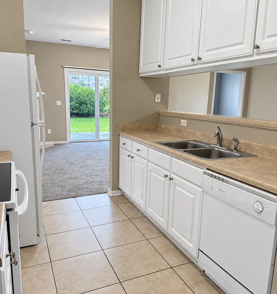 2 bed, 1130 sqft, $1,300 — Photo 2