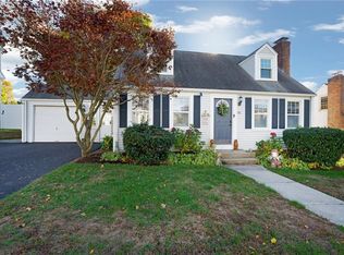 110 Fairfield Rd, Cranston, RI 02910