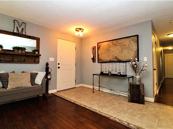 4th image of 6902 N Patricia Ln