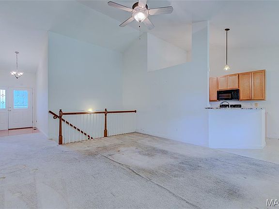 5th image of 3642 Candlewyck Green Ct