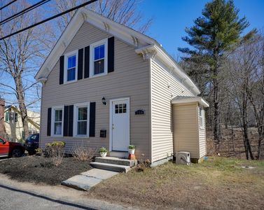 256 Wood St, Hopkinton, MA, 01748