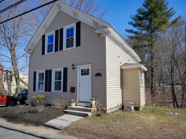 256 Wood St, Hopkinton, MA 01748