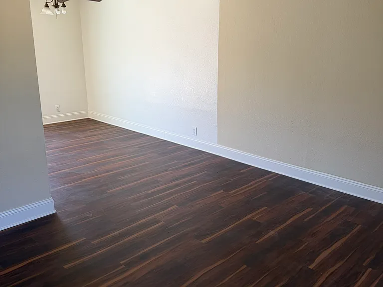 421 Don Seville Ct — Photo 7