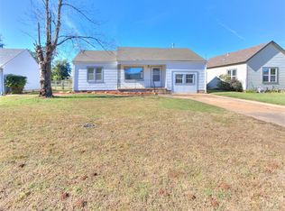 1102 S 9th St, Kingfisher, OK 73750