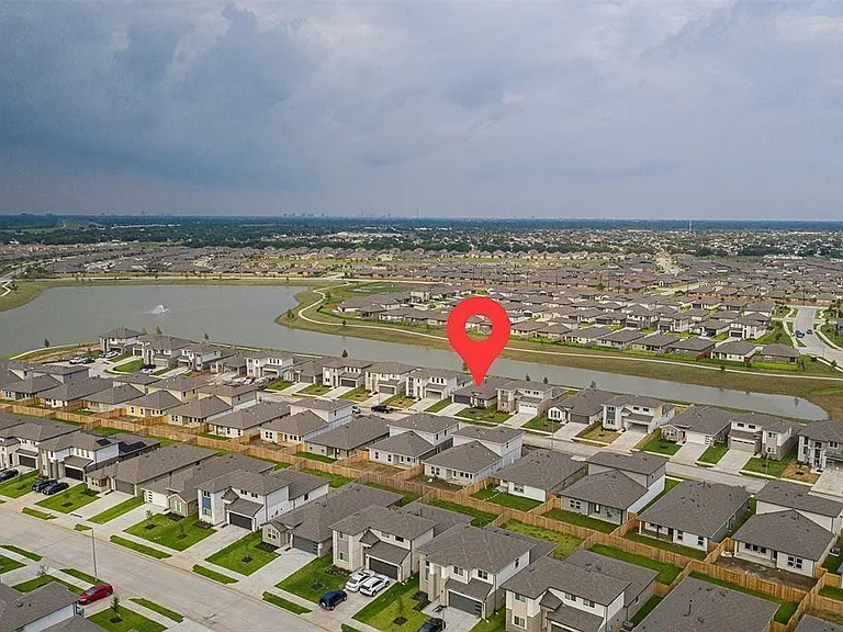 7411 Victoria Brook Trce — Photo 4