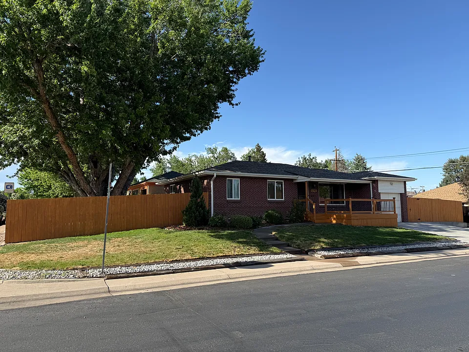 5797 W Louisiana Ave