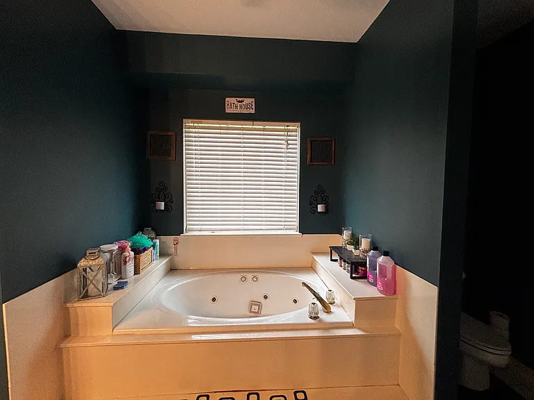 1702 Fairview Dr — Photo 17