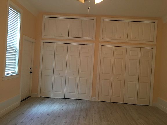 3rd image of 1406 Park Lake St