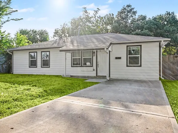 7346 Okinawa Rd, Houston, TX 77033
