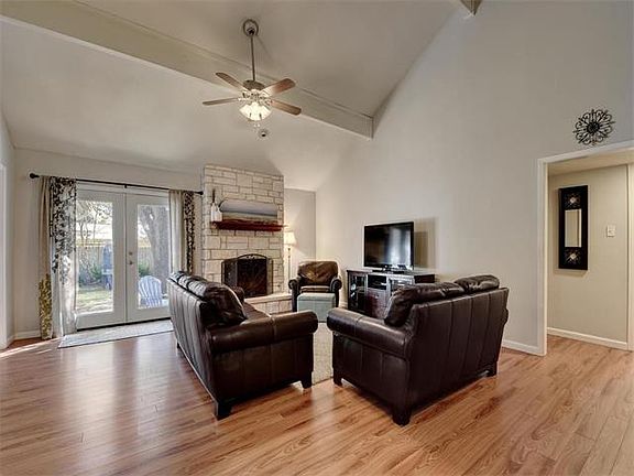 5th image of 11705 Oak Knoll Dr
