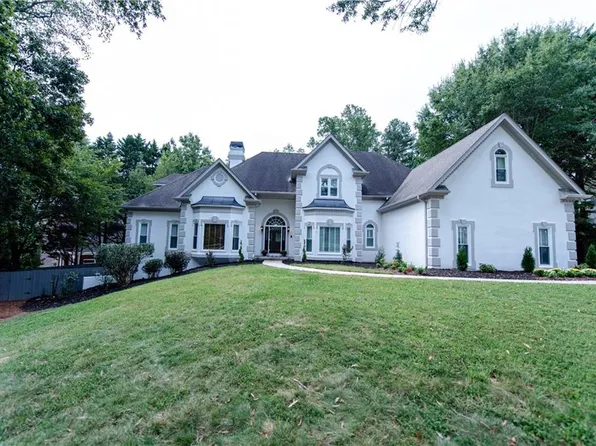 125 W Meadows Ct, Johns Creek, GA 30005