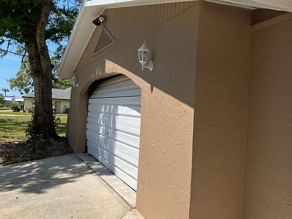 4th image of 309 Myrtle Dr
