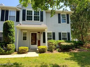 751 Banyan Ct, Morganville, NJ 07751