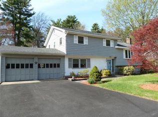 7 Partridge Ln, Burlington, MA 01803