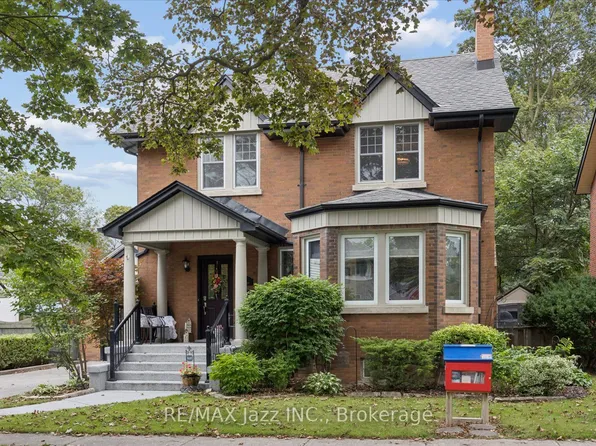 425 Masson St, Oshawa, ON L1G 4Z7