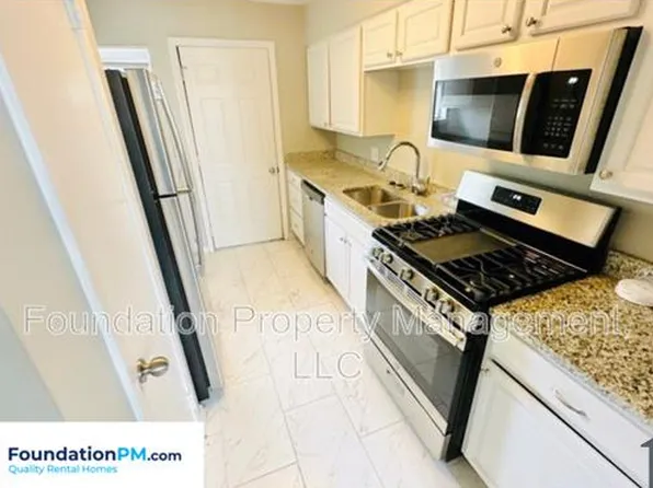 267 Greenlaw Ave #11, Memphis, TN 38105