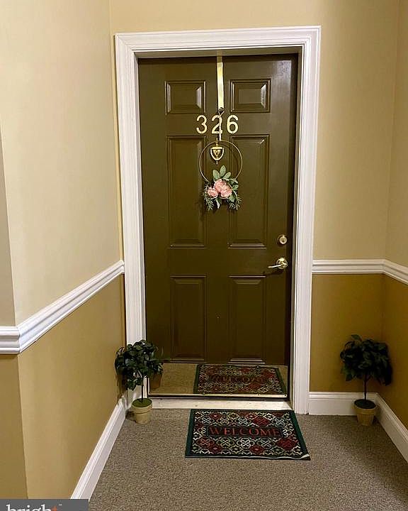 1st image of 326 Timberlake Dr