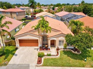 1748 SW 108th Way, Davie, FL 33324