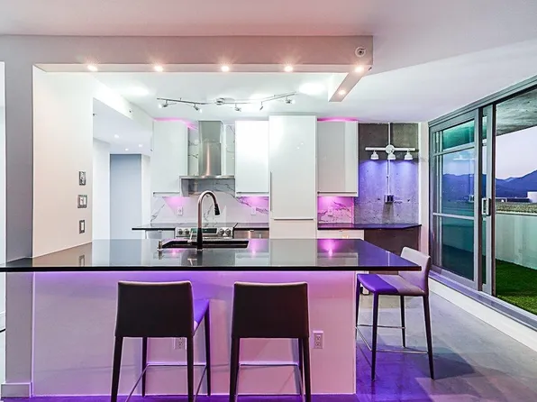 438 Seymour St Unit 3004, Vancouver, BC V6B 6H4